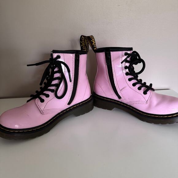 Dr. Martens 1460 Junior Light Pink Leather Kids Girl's Boot Size US1 - Picture 3 of 10